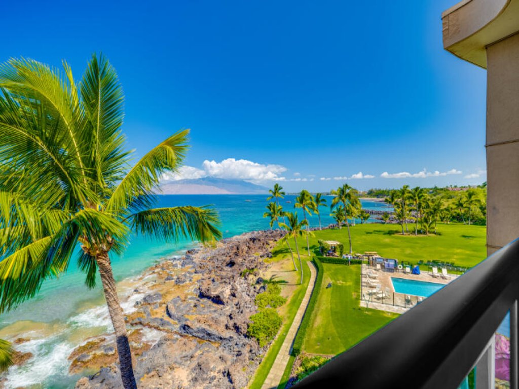 KIHEI SURFSIDE, #501 Vacation Rental in Hawaii - RedAwning