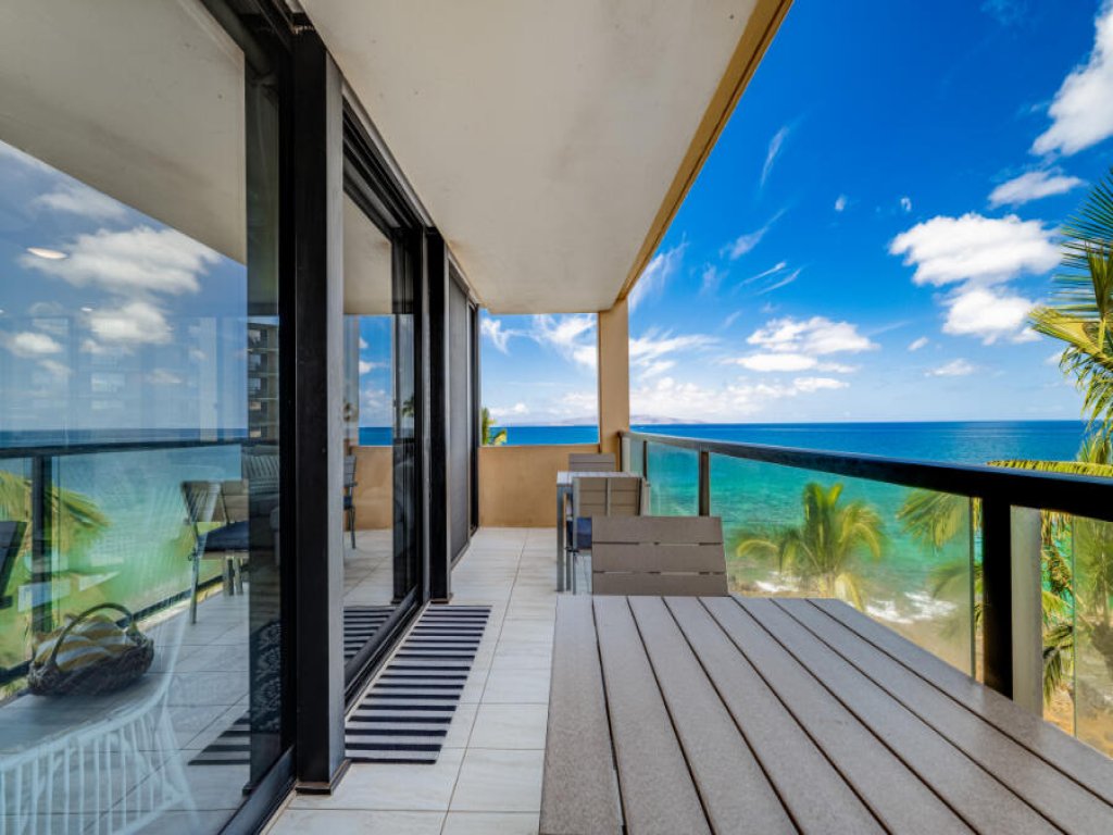 KIHEI SURFSIDE, #501 Vacation Rental in Hawaii - RedAwning