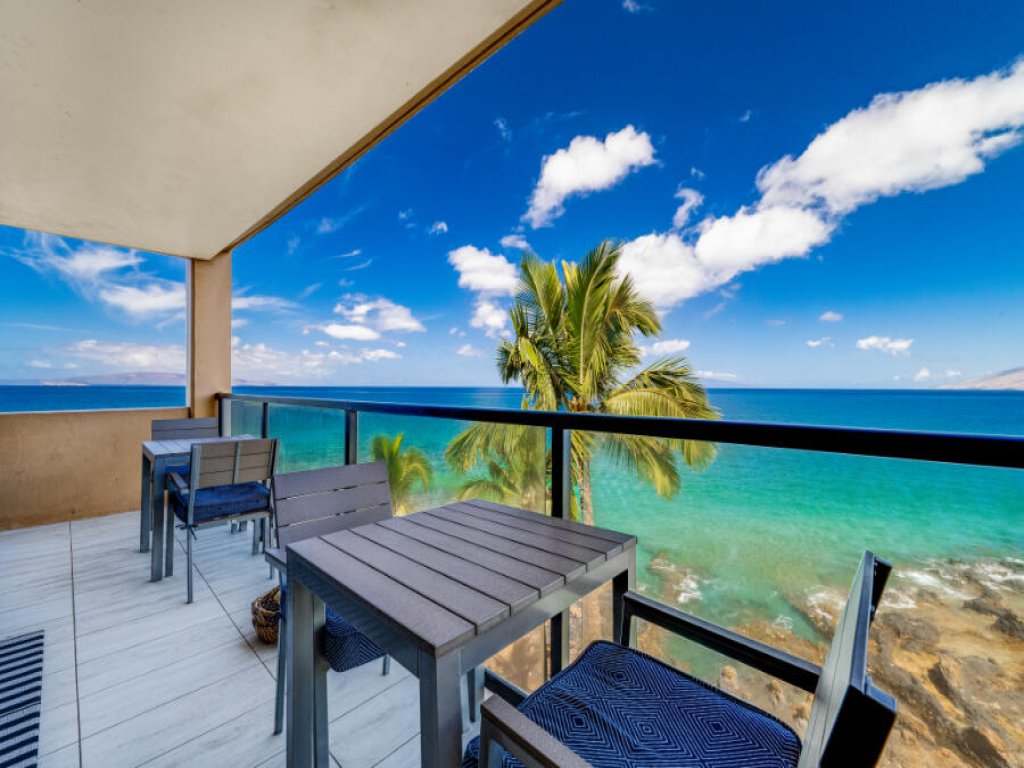 KIHEI SURFSIDE, #501 Vacation Rental in Hawaii - RedAwning