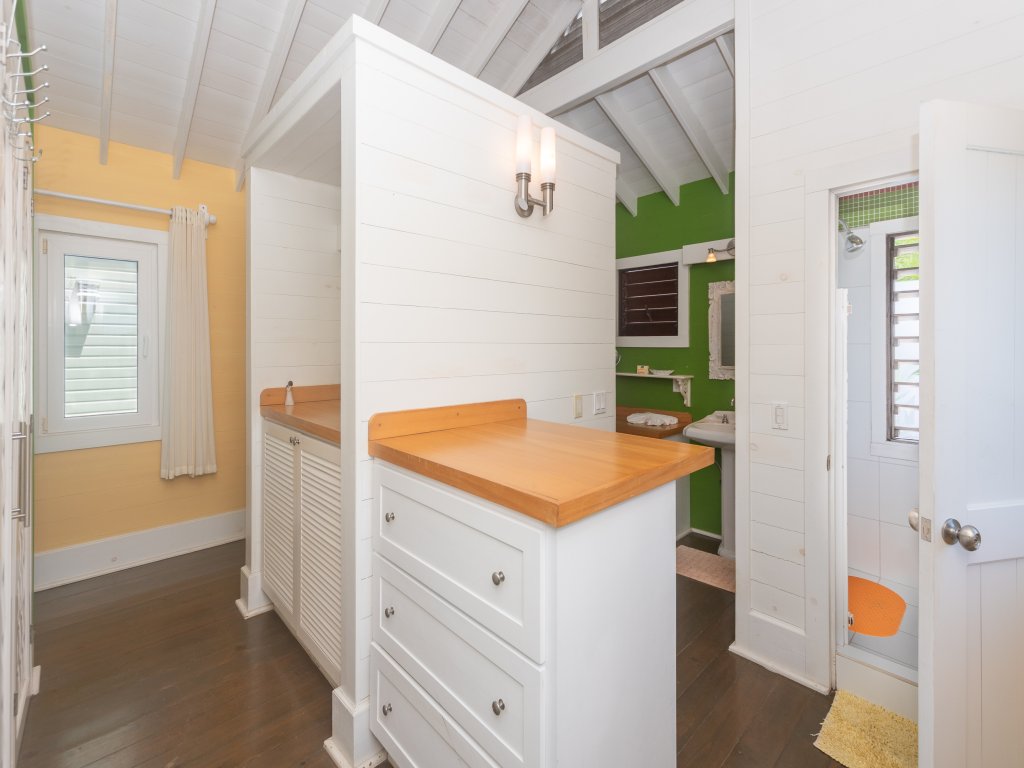Casa Afortunada Vacation Rental - RedAwning