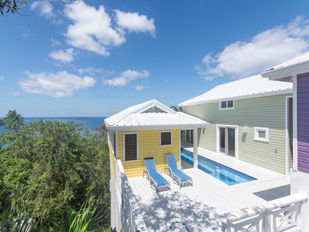 Casa Afortunada Vacation Rental - RedAwning