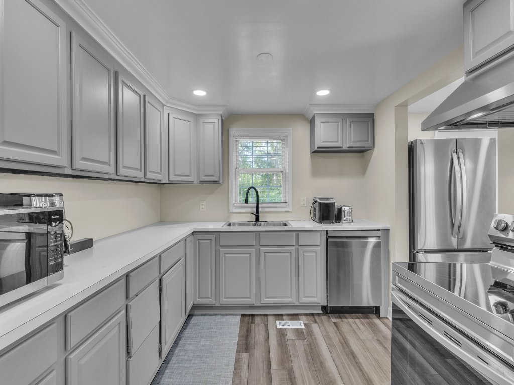Peaceful Pet Friendly Chesapeake Escape Vacation Rental in Maryland - RedAwning