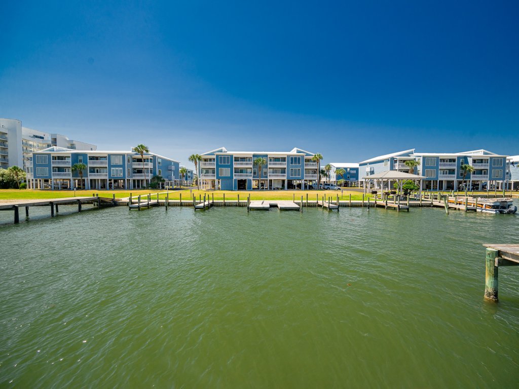 Sea Oats 105H Vacation Rental in Gulf Shores - RedAwning