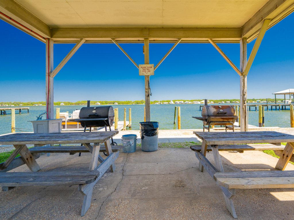 Sea Oats 105H Vacation Rental in Gulf Shores - RedAwning