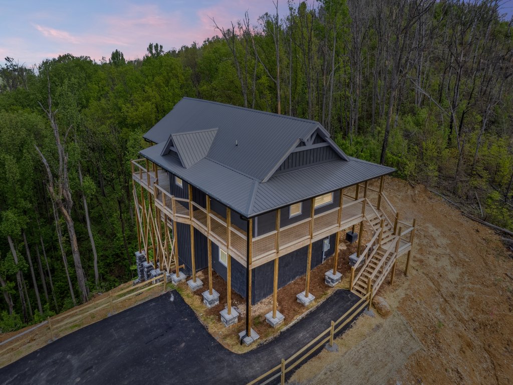 Celestial Haven Vacation Rental in Sevierville - RedAwning