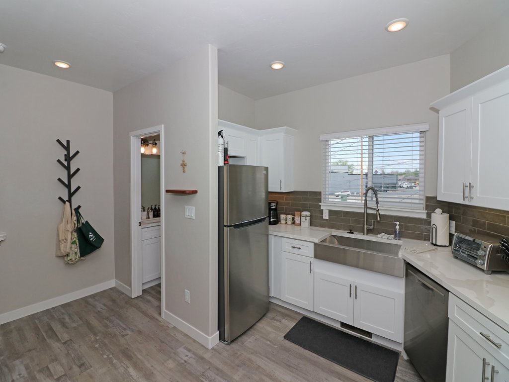 Modern Ascend Vacation Rental in Grand Junction - RedAwning