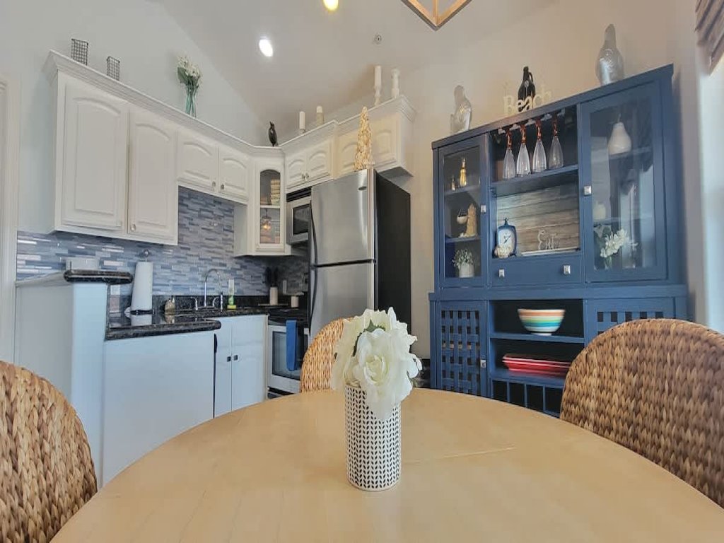 3rd Flr Beachview Luxe " Elevator " Pool " BBQ Vacation Rental in South Padre Island - RedAwning