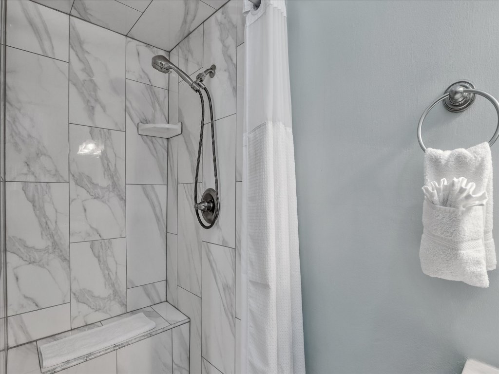 Historic Elegance Vacation Rental in Galveston - RedAwning