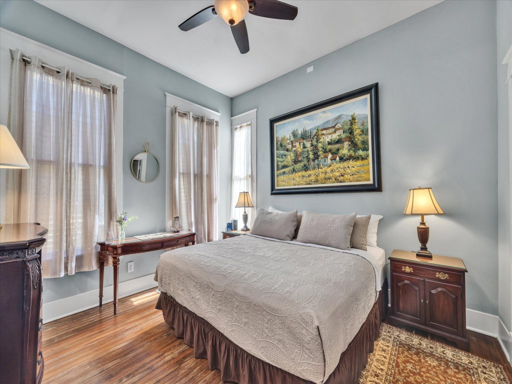 Historic Elegance Vacation Rental in Galveston - RedAwning