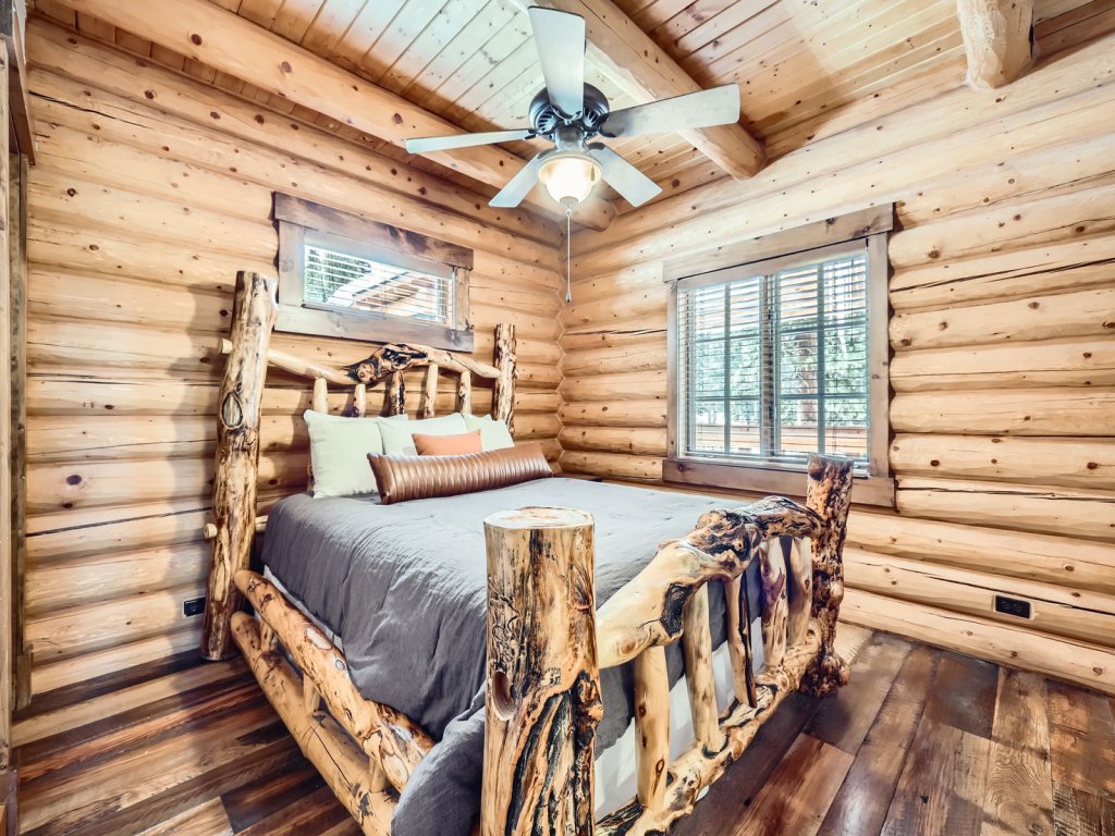 Bridge to Solitude Vacation Rental in Breckenridge - RedAwning
