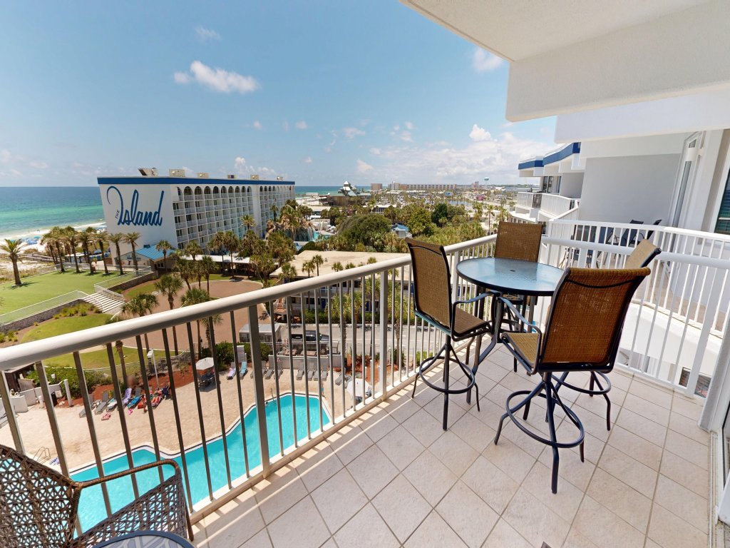 Destin West Gulfside 611 Vacation Rental in Fort Walton Beach - RedAwning