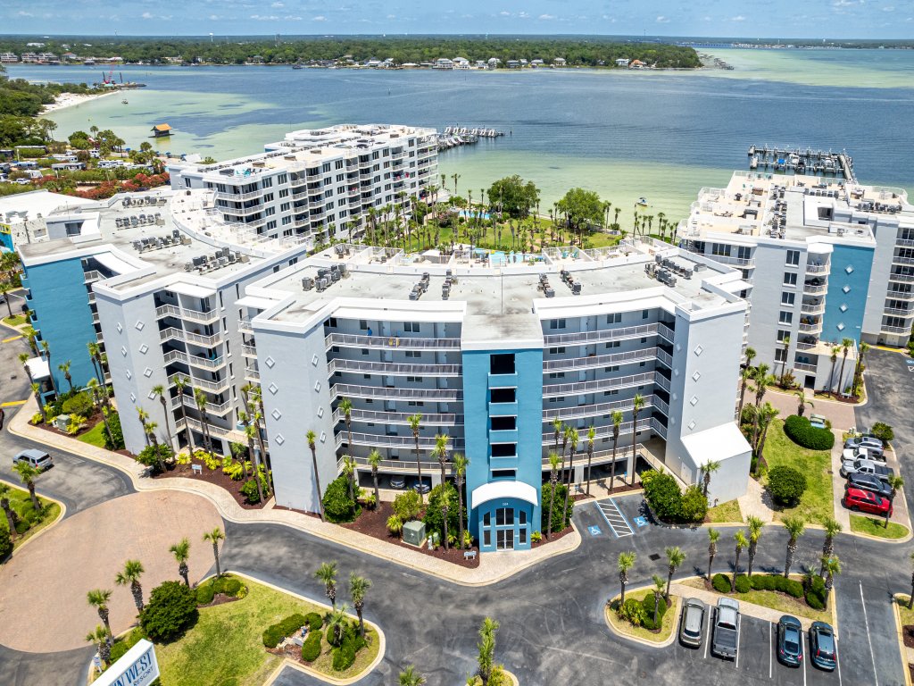 Destin West Gulfside 611 Vacation Rental in Fort Walton Beach - RedAwning