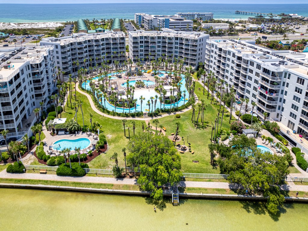 Destin West Gulfside 611 Vacation Rental in Fort Walton Beach - RedAwning
