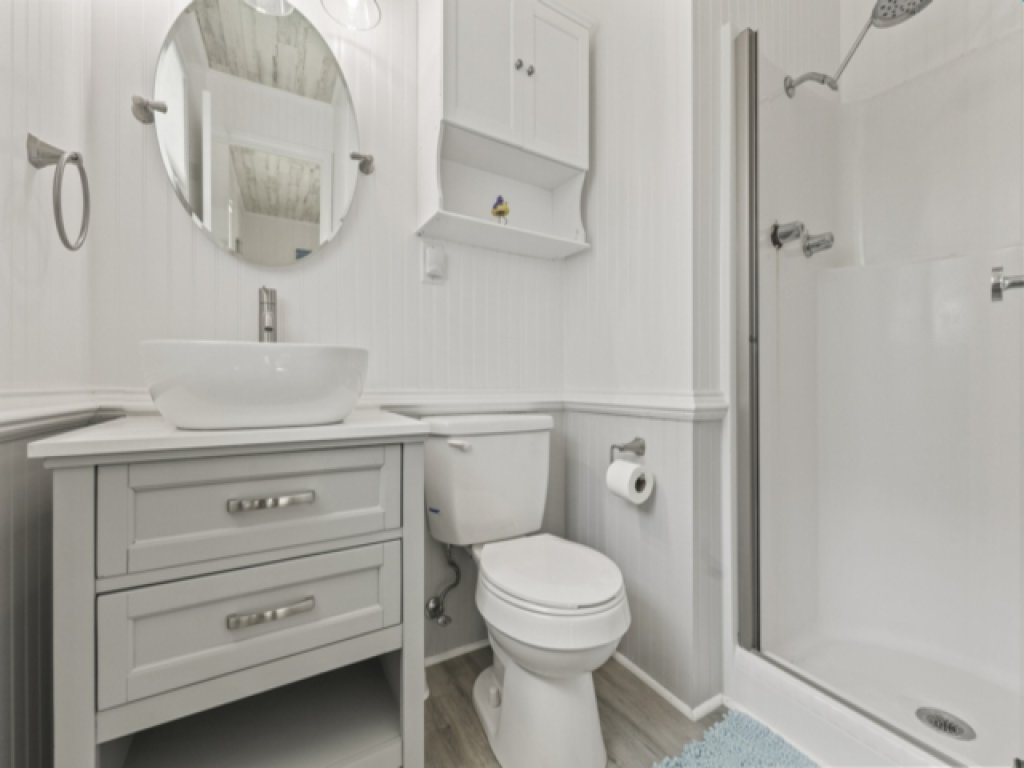 Shell Shack- 3bed 2 bath Home Vacation Rental in North Carolina - RedAwning
