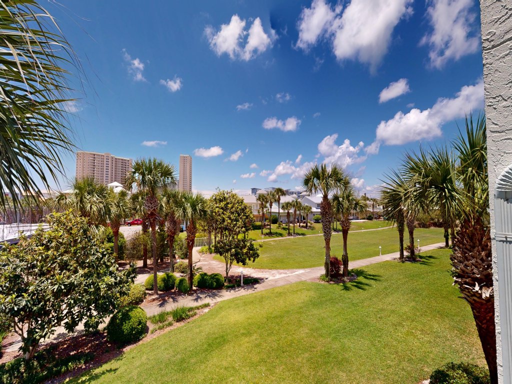 Mainsail T/H #03 Vacation Rental in Miramar Beach - RedAwning
