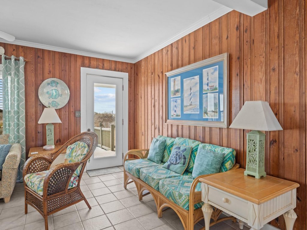 Pollock Cottage Vacation Rental in North Carolina - RedAwning