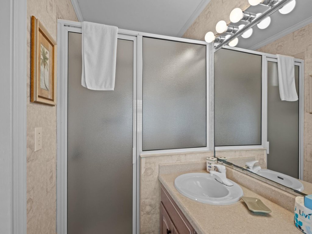 Pollock Cottage Vacation Rental in North Carolina - RedAwning