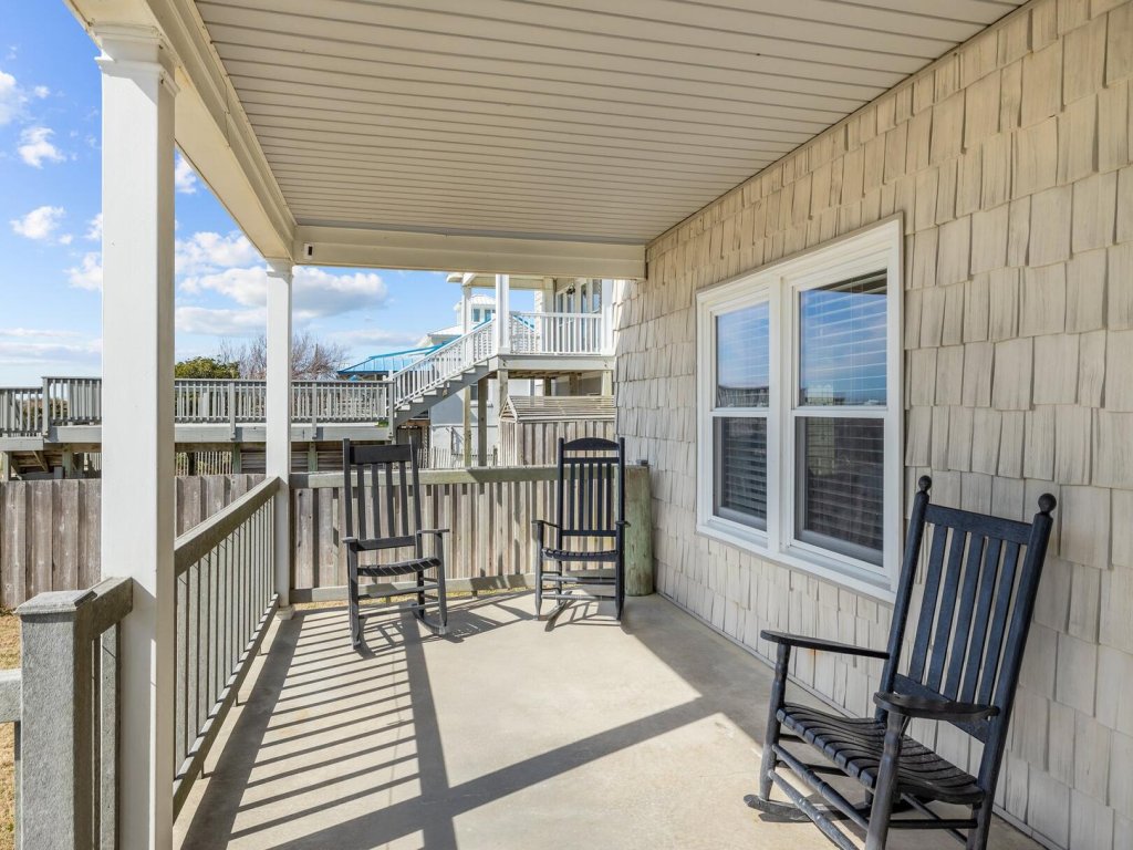 Pollock Cottage Vacation Rental in North Carolina - RedAwning