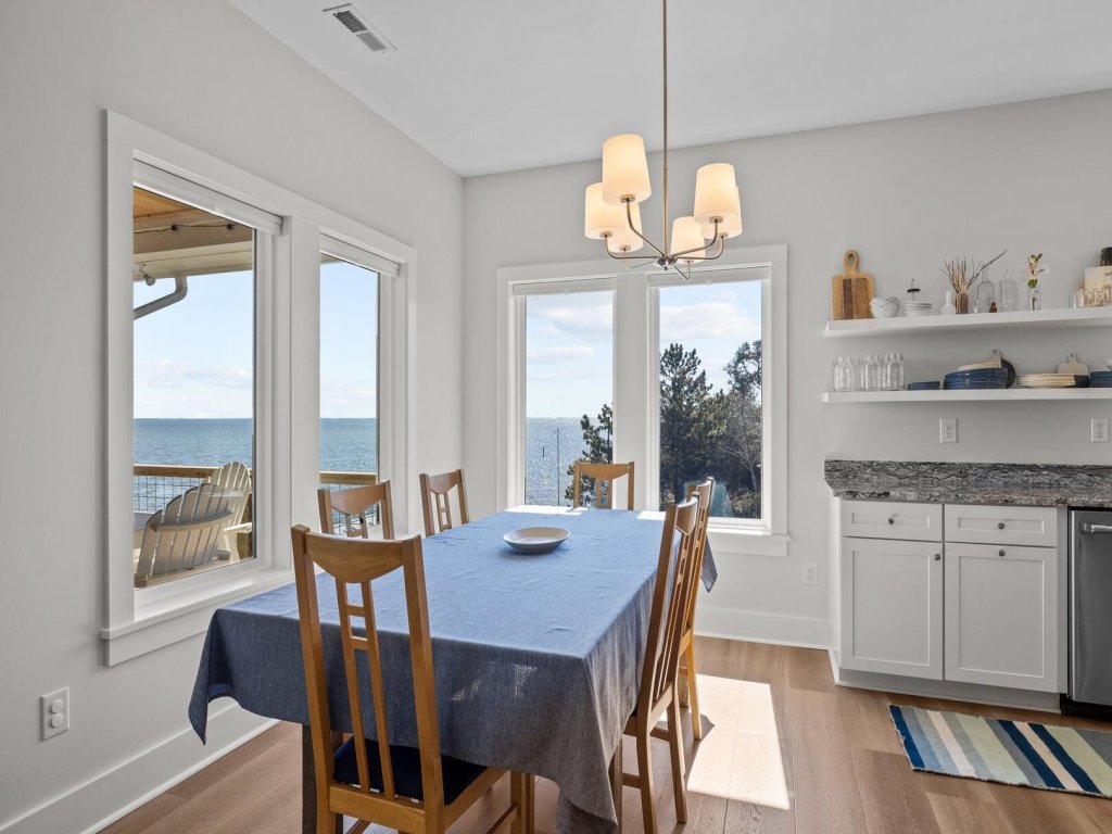 Banks' Haven Vacation Rental in North Carolina - RedAwning