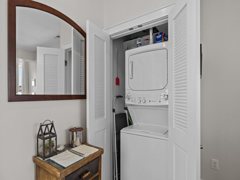 Exhibit E Vacation Rental in North Carolina - RedAwning