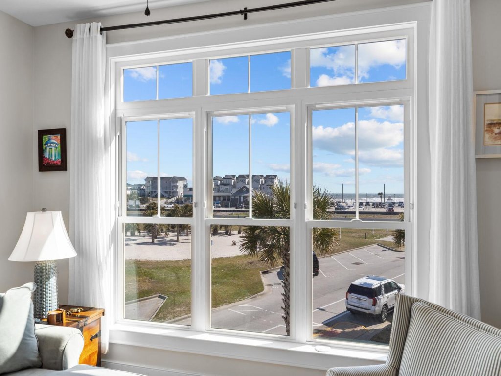 Exhibit E Vacation Rental in North Carolina - RedAwning