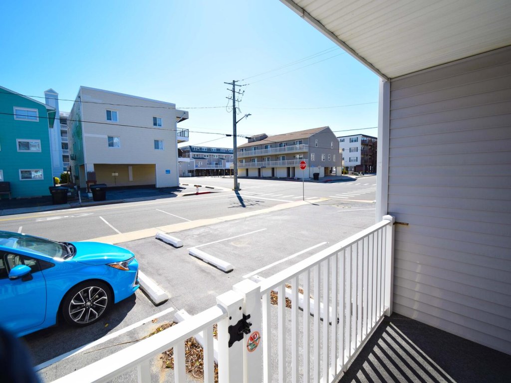 Mirabella 1D Vacation Rental in Ocean City - RedAwning