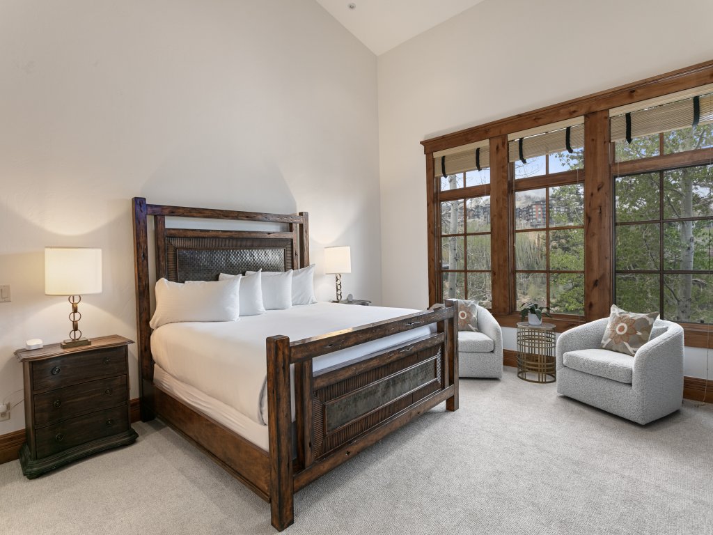 6565 Lookout Drive - Four Bedroom with Spa Vacation Rental in Park City - RedAwning