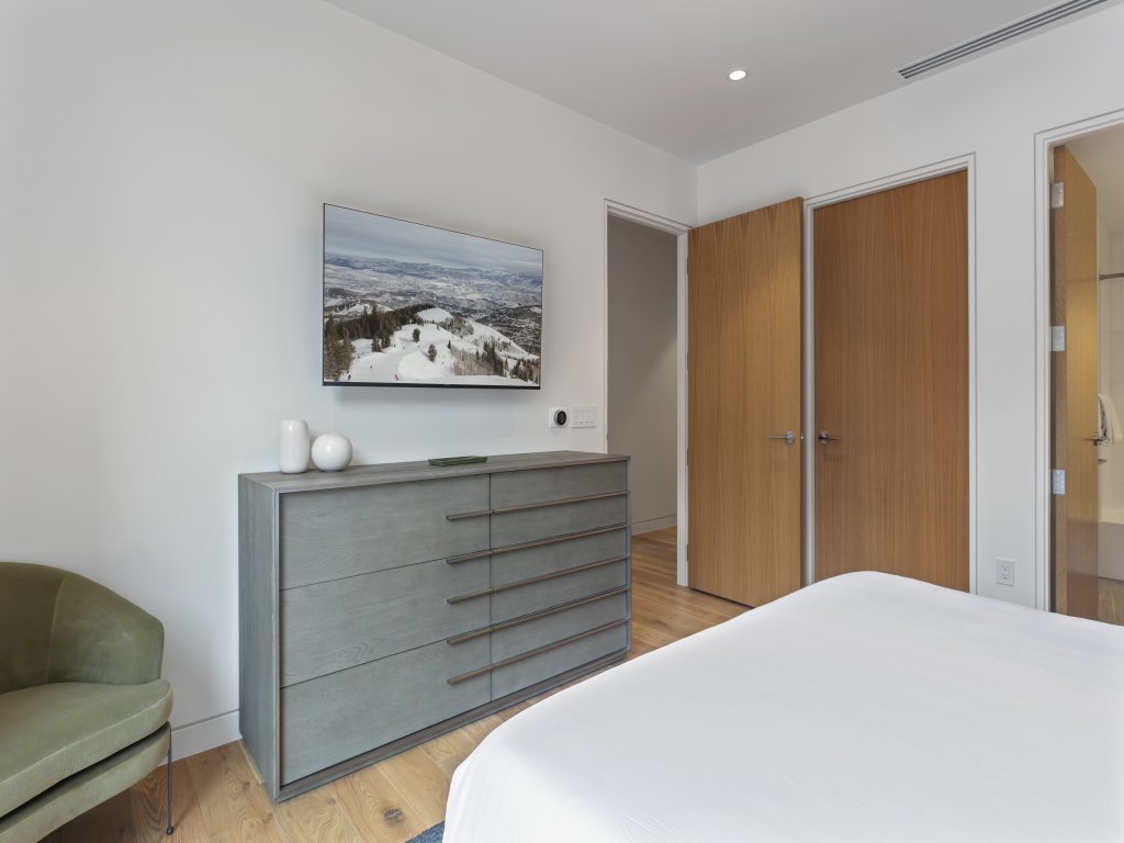 1504 Founders Place - Three Bedroom Deluxe Vacation Rental in Park City - RedAwning