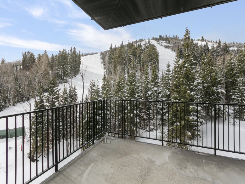 1504 Founders Place - Three Bedroom Deluxe Vacation Rental in Park City - RedAwning