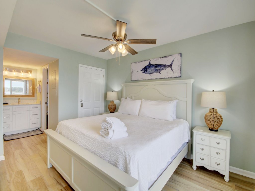 551 El Matador Vacation Rental in Fort Walton Beach - RedAwning