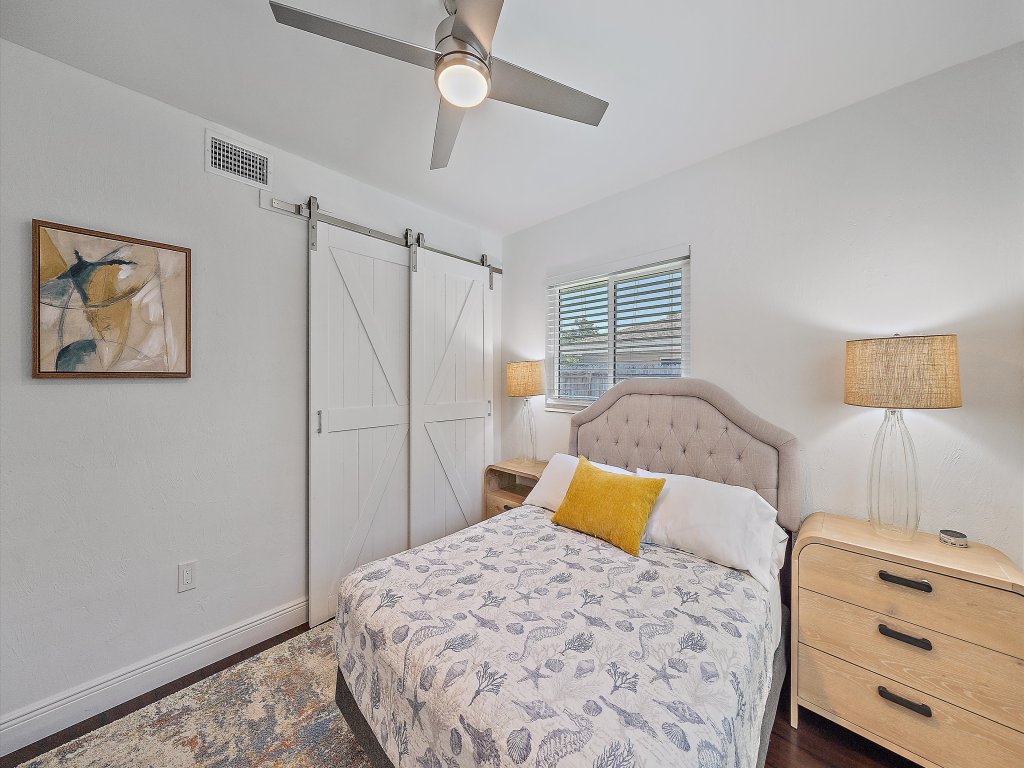 Sarasota Solitude Vacation Rental in Sarasota - RedAwning