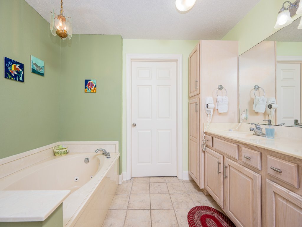 Phoenix IX 1104 Vacation Rental in Orange Beach - RedAwning