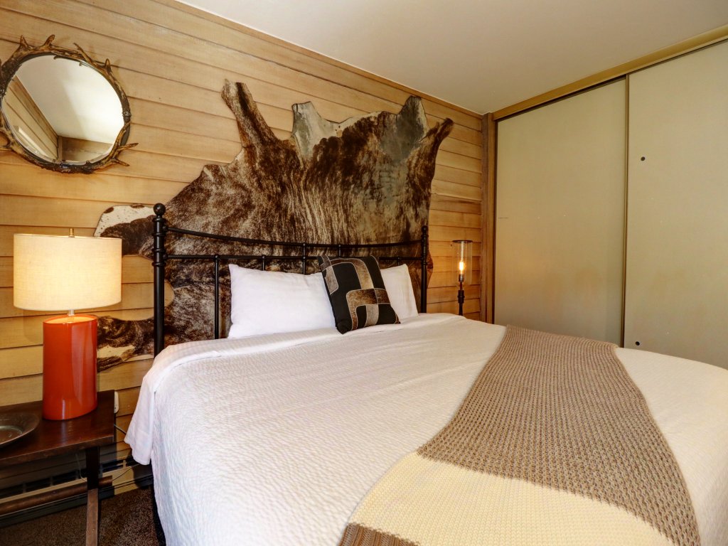 AN206 Anaconda Vacation Rental in Copper Mountain - RedAwning