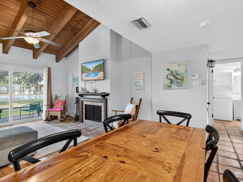 The Salty Seahorse RRYC 36 Vacation Rental in Rockport - RedAwning