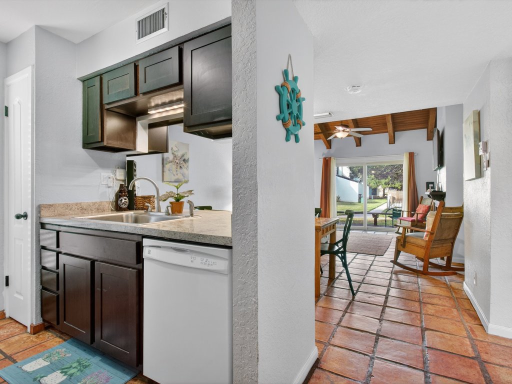 The Salty Seahorse RRYC 36 Vacation Rental in Rockport - RedAwning