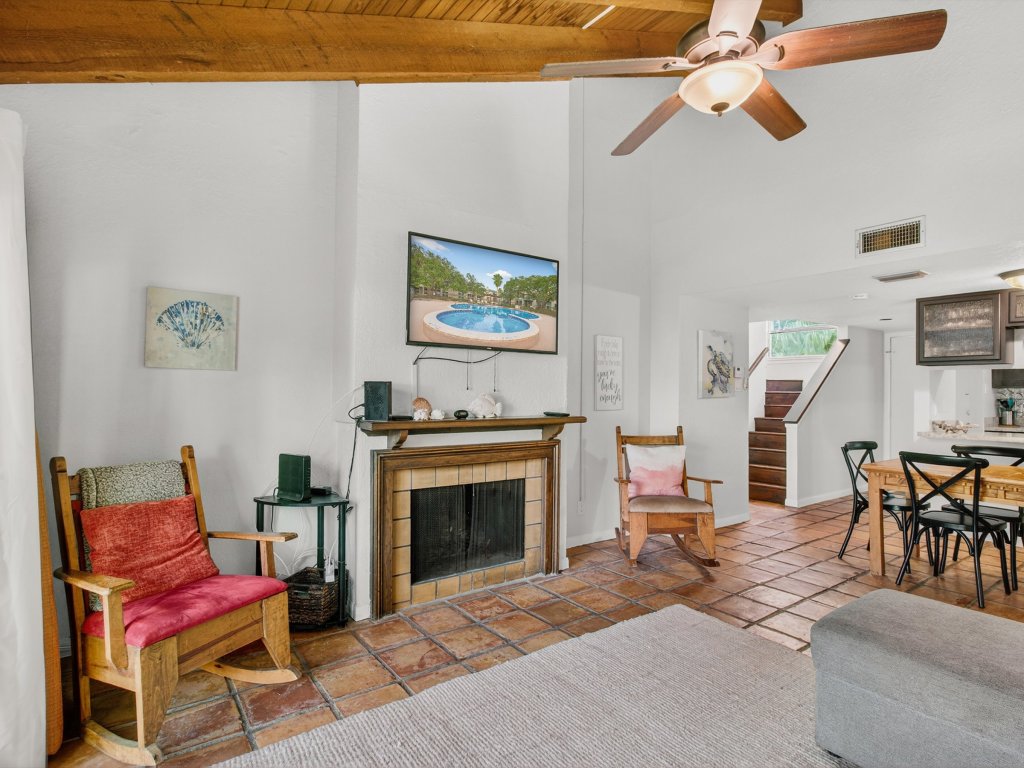 The Salty Seahorse RRYC 36 Vacation Rental in Rockport - RedAwning