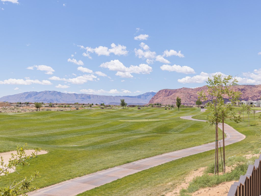 6th Hole Getaway Vacation Rental in St. George - RedAwning