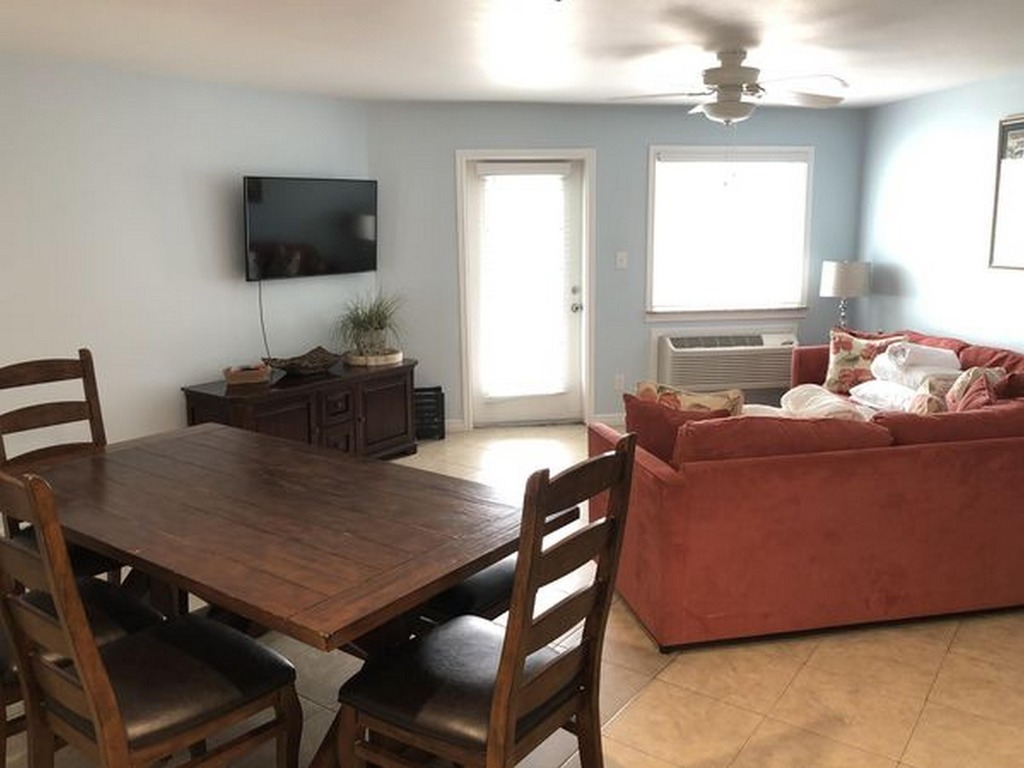 BeachGate Condo Suites and Oceanfront Resort - One Bedroom Suite #1 Vacation Rental in Port Aransas - RedAwning