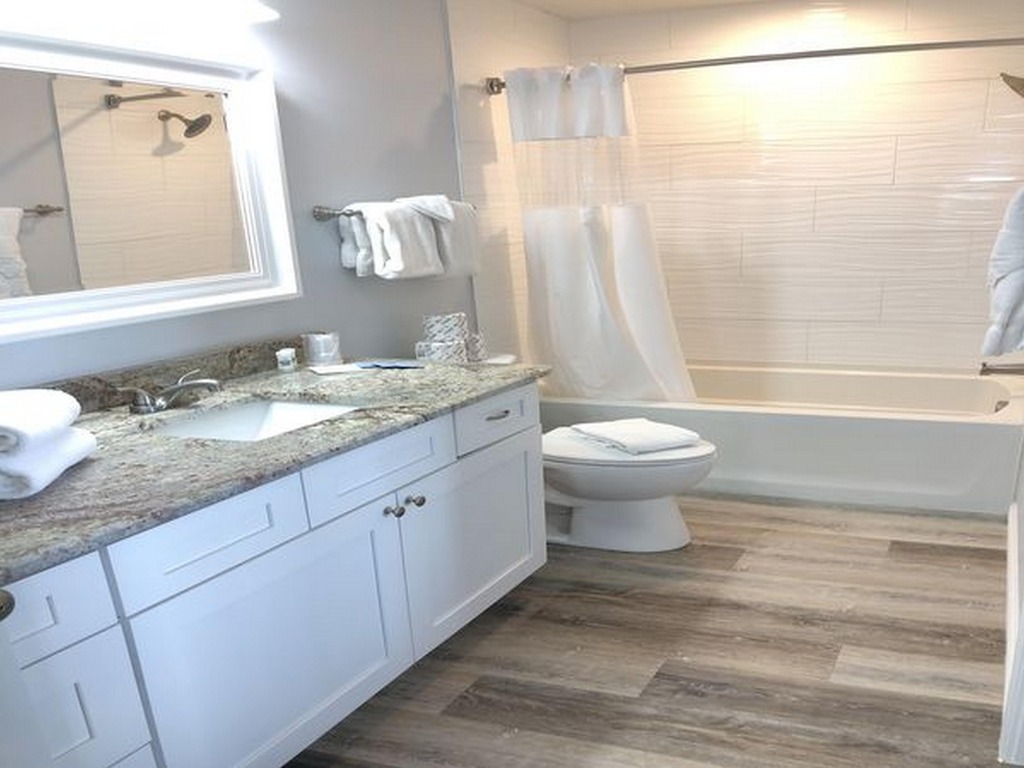 BeachGate Condo Suites and Oceanfront Resort - One Bedroom Suite #4 Vacation Rental in Port Aransas - RedAwning