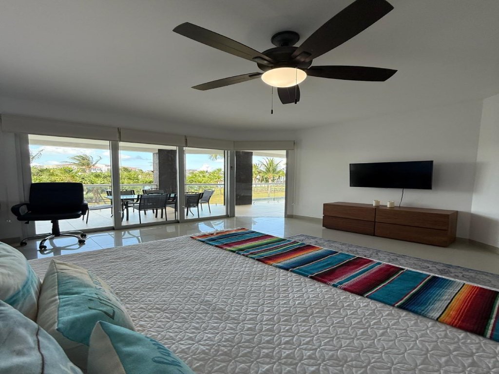  NEW Casa Paradise Ocean View  Vacation Rental - RedAwning