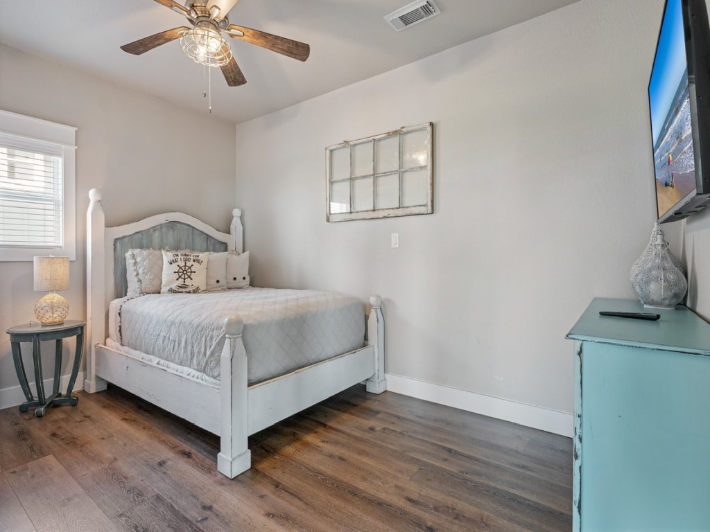B3 Sand Ranch Vacation Rental in Texas - RedAwning