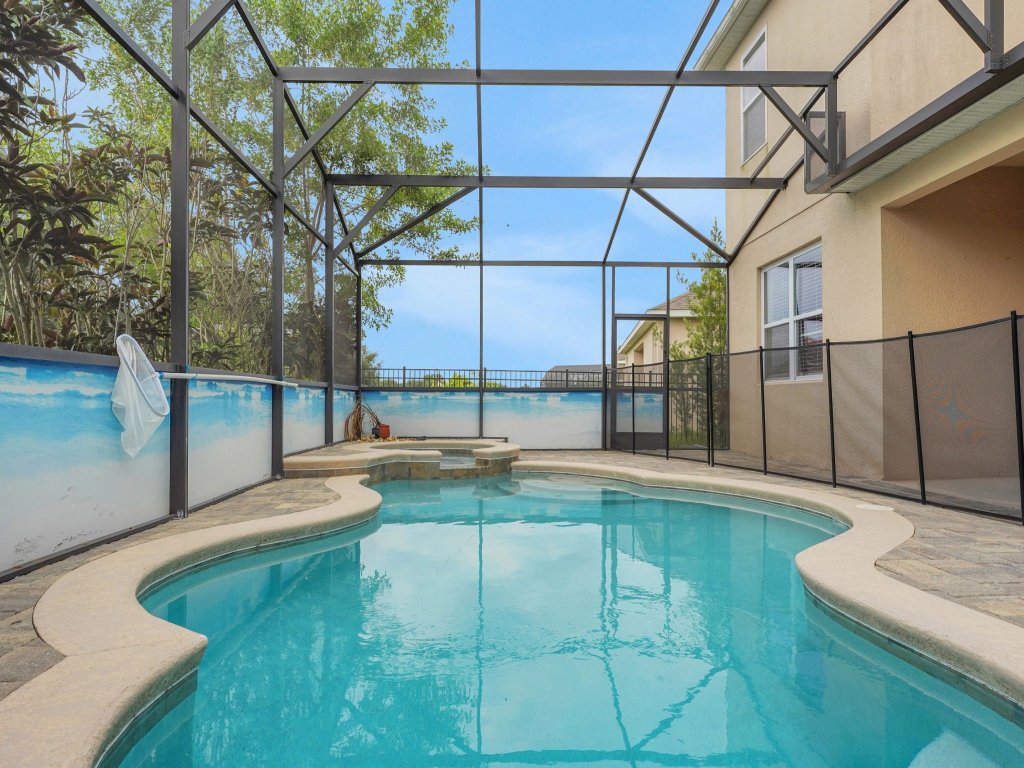 2245CA-Providence Resort Vacation Rental in Davenport - RedAwning