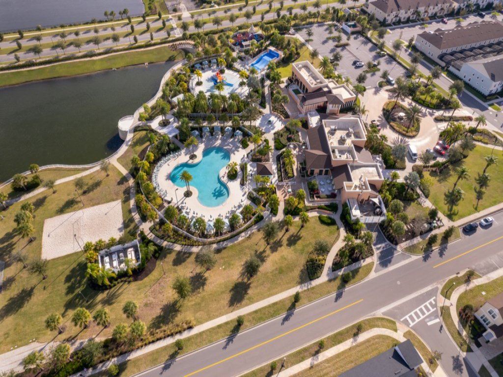 New! Modern Townhome near Disney w/Waterpark Vacation Rental in Kissimmee - RedAwning