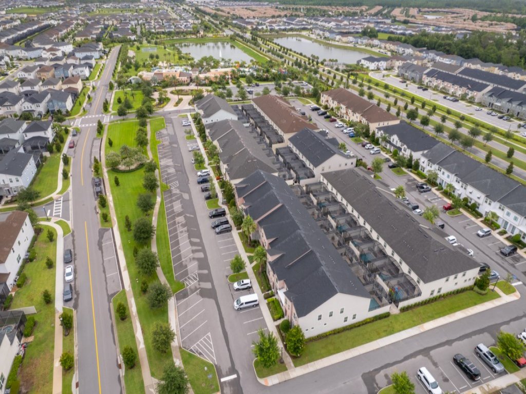New! Modern Townhome near Disney w/Waterpark Vacation Rental in Kissimmee - RedAwning