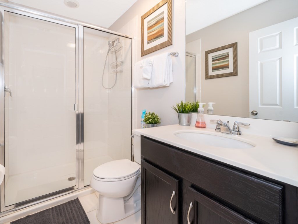 New! Modern Townhome near Disney w/Waterpark Vacation Rental in Kissimmee - RedAwning