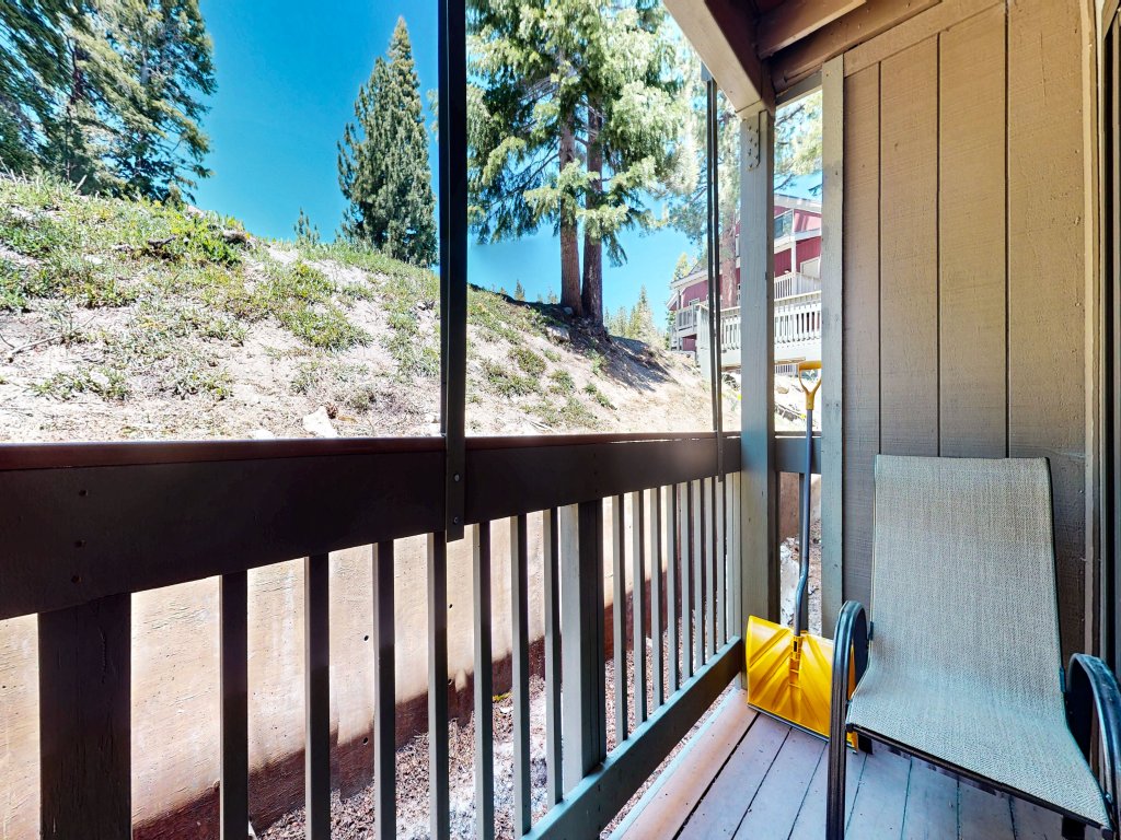 Hidden Valley #41 Vacation Rental in Mammoth Lakes - RedAwning