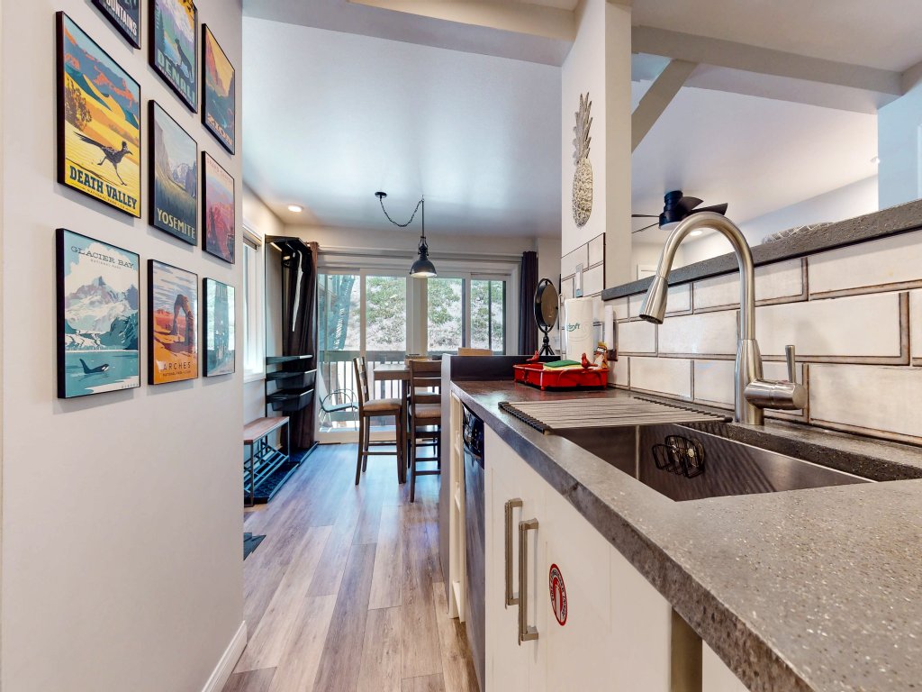 Hidden Valley #41 Vacation Rental in Mammoth Lakes - RedAwning