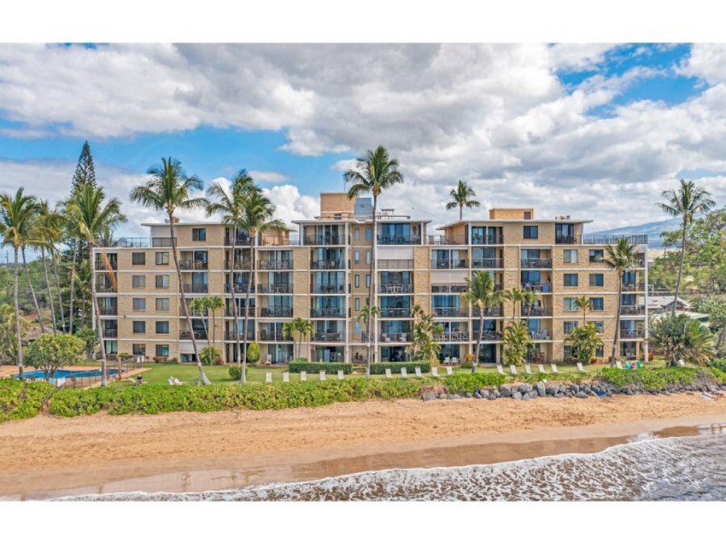 KIHEI BEACH, #210 Vacation Rental in Hawaii - RedAwning