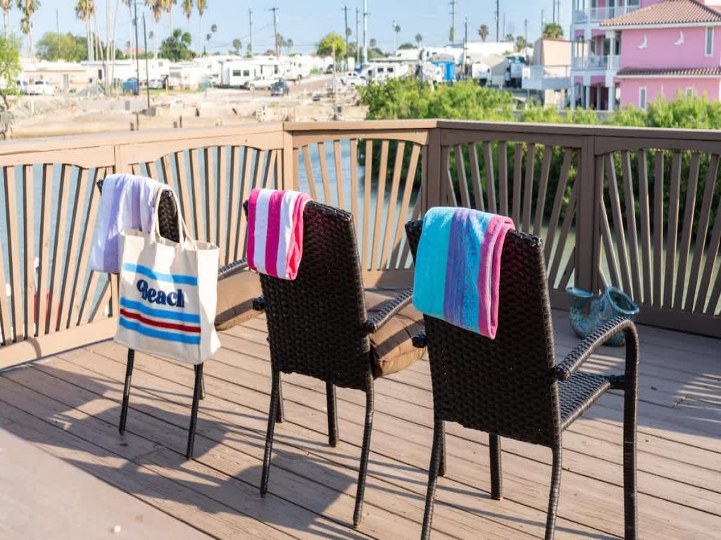 Channelfront " Remodeled " Pool " Boatslips Vacation Rental in Port Isabel - RedAwning