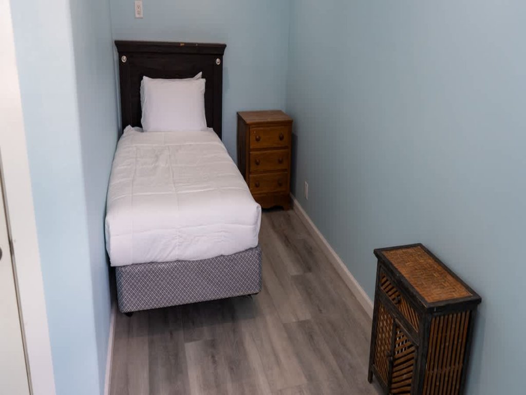 Channelfront " Remodeled " Pool " Boatslips Vacation Rental in Port Isabel - RedAwning